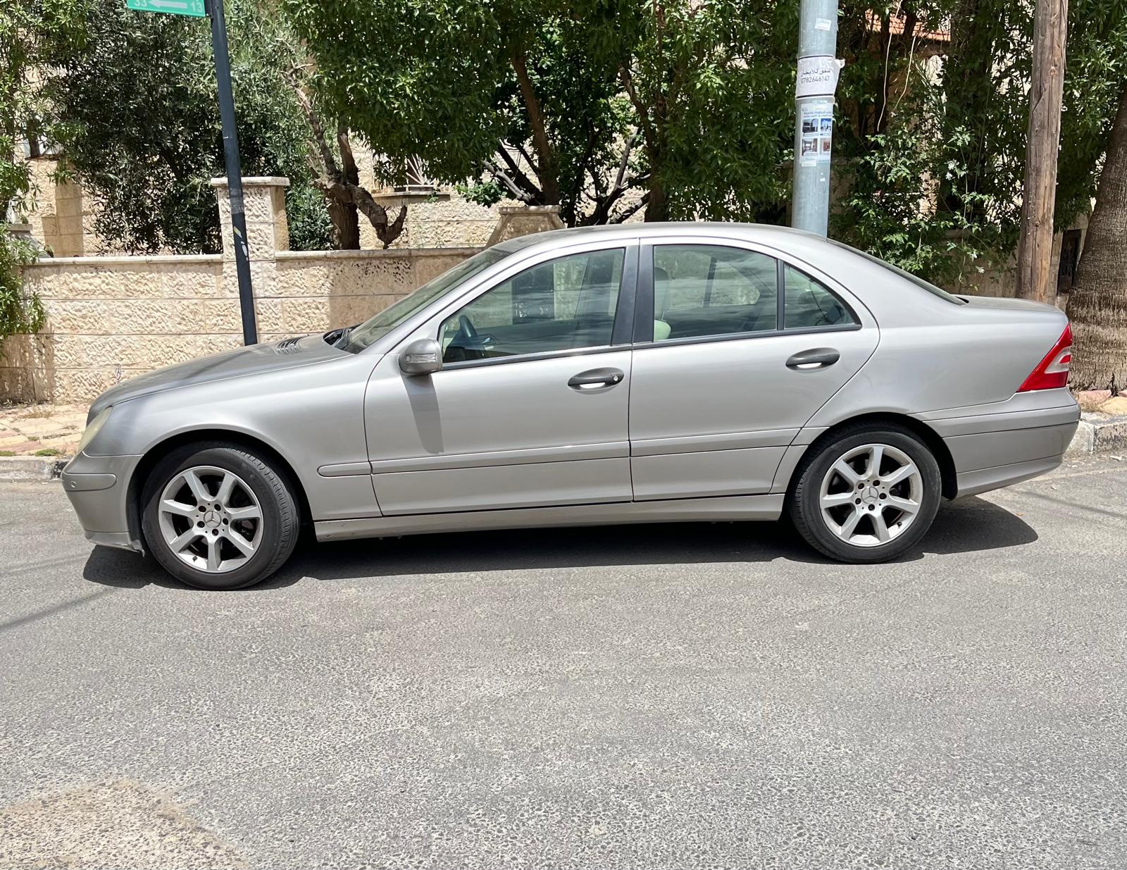 مرسيدس C 200
